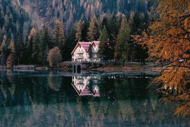 fall in Julian, CA - lakeside cabin